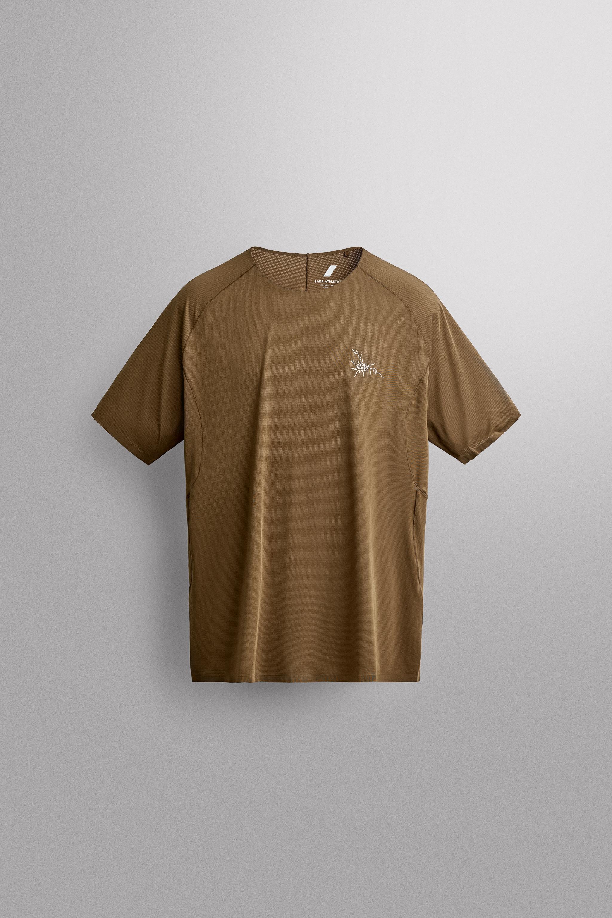 T-SHIRT TECHNIQUE STRUCTURÉ
